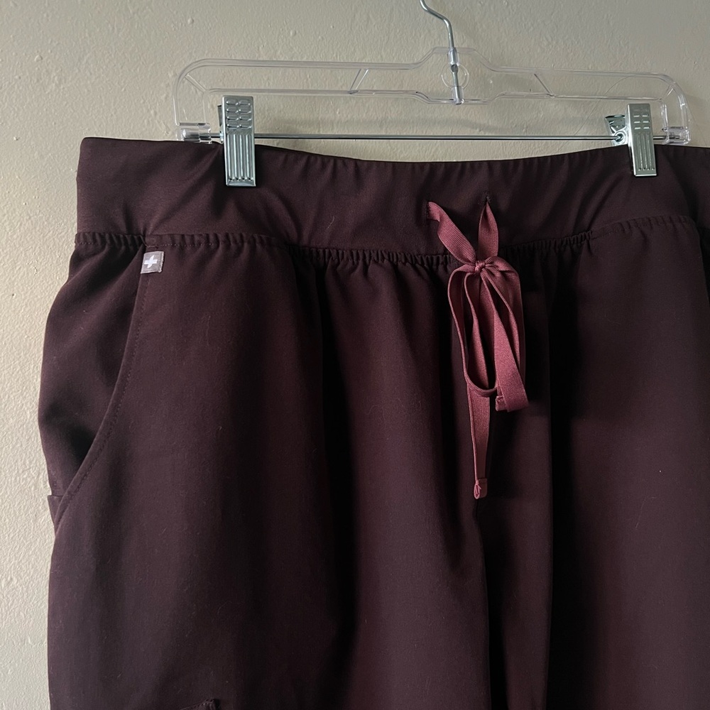 Figs Deep Blue AND Brown Women's Joggers. 2 pairs of pants! - Picture 5 of 7